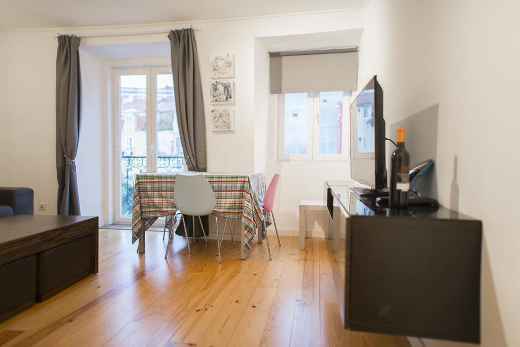 Apartamento Martires Da Patria Lisboa Dış mekan fotoğraf